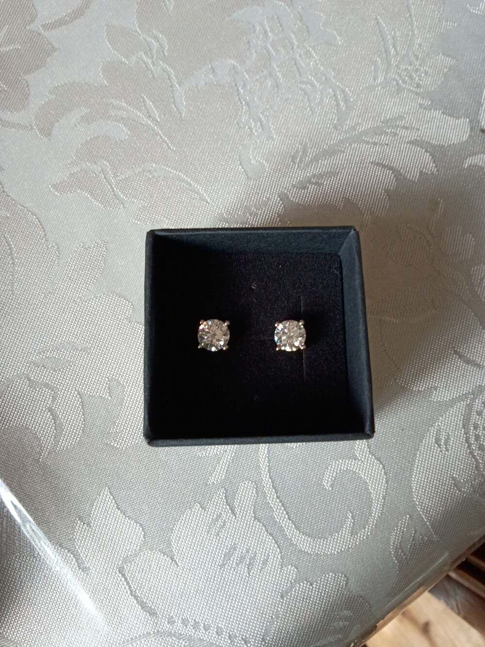 GRA Certified Round Brilliant Moissanite Solitaire Stud Earrings with Box